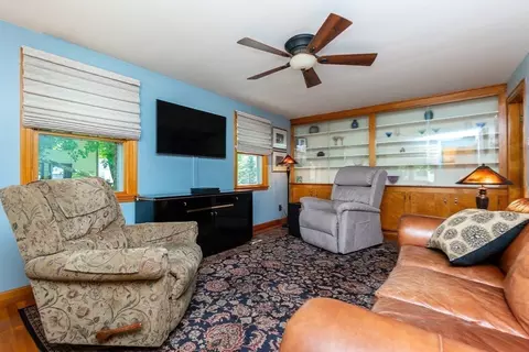 22 Centre St, Danvers, MA 01923 photo 18