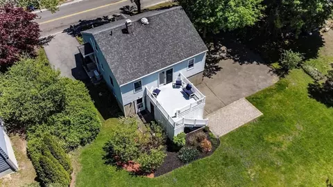 22 Centre St, Danvers, MA 01923 photo 14