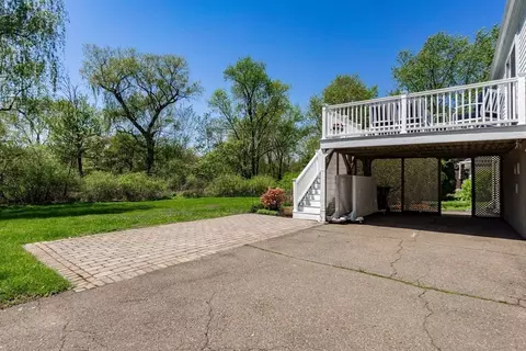 22 Centre St, Danvers, MA 01923 photo 5