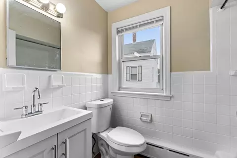 8 Lake St, Webster, MA 01570 photo 16