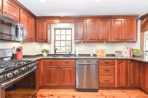 112 Howie Rd, Braintree, MA 02184 photo 13