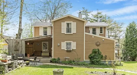 36 Spa Rd, Phillipston, MA 01331