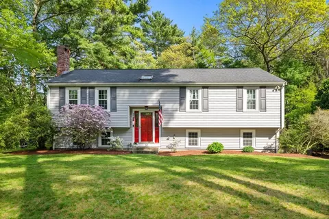 50 Indian Pond Rd, Kingston, MA 02364