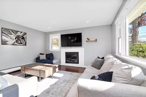 110 Walnut St, Canton, MA 02021 photo 11