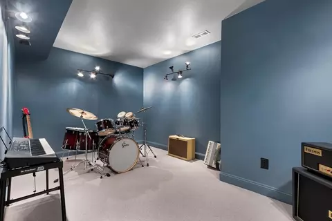 179 Melrose Ave, Needham, MA 02492 photo 37