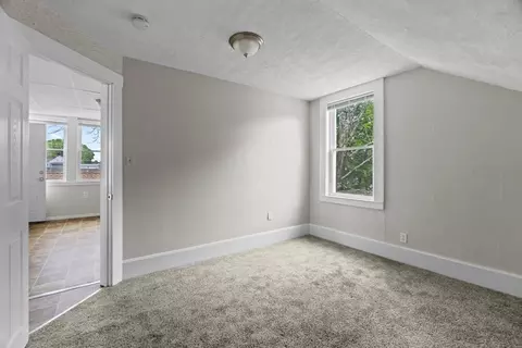 19 Park St, Webster, MA 01570 photo 25