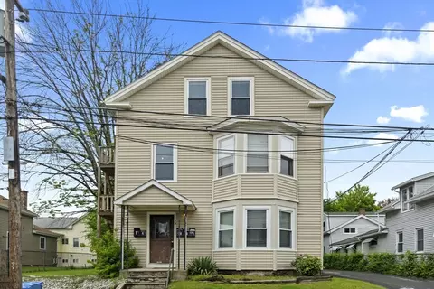 19 Park St, Webster, MA 01570 photo 2
