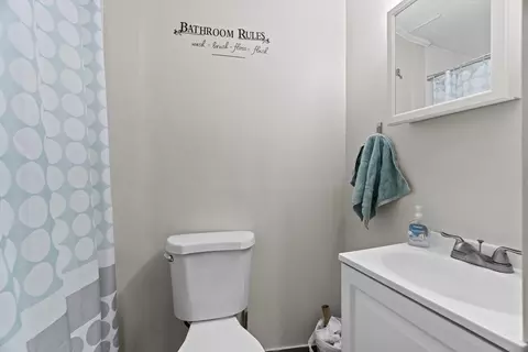 19 Park St, Webster, MA 01570 photo 18