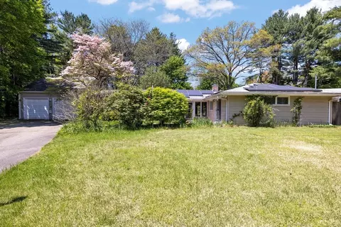 10 Elmbrook Cir, Bedford, MA 01730