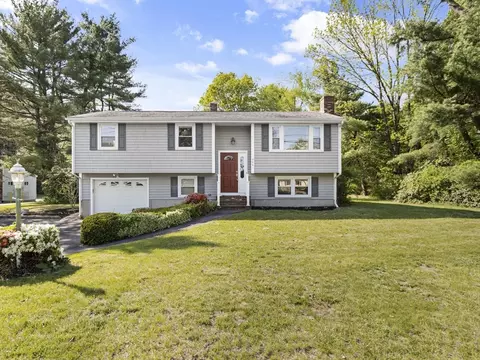 320 Pleasant St, Raynham, MA 02767 photo 2