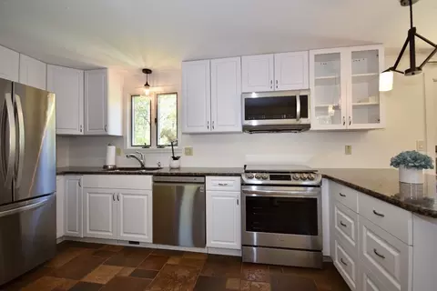 8 Great Rock Rd, Bourne, MA 02532 photo 12