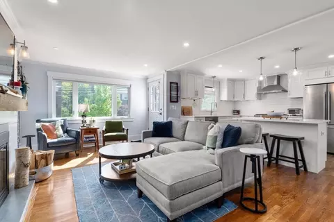 34 Vincent Rd, Dedham, MA 02026 photo 5