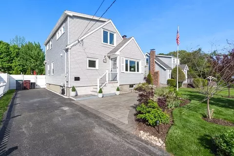 34 Vincent Rd, Dedham, MA 02026