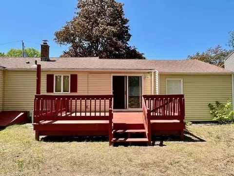 Exterior - 29 Barby Ave, Chicopee, MA 01020 photo 4 of 12