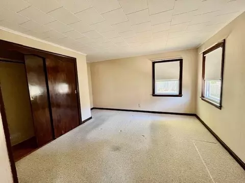 Bedroom - 29 Barby Ave, Chicopee, MA 01020 photo 1 of 2