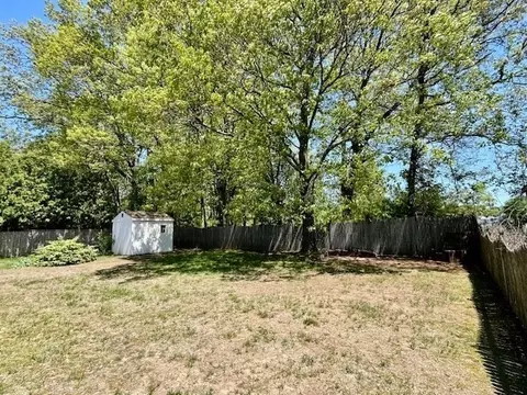Exterior - 29 Barby Ave, Chicopee, MA 01020 photo 6 of 12