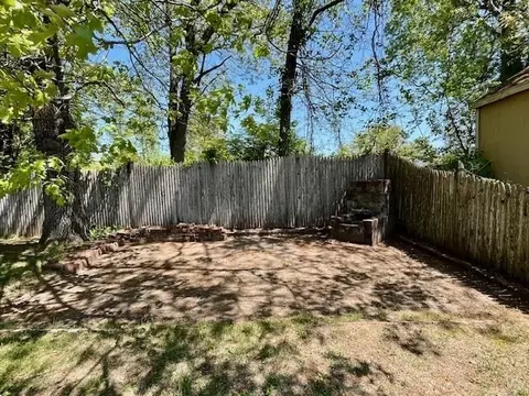 Exterior - 29 Barby Ave, Chicopee, MA 01020 photo 7 of 12