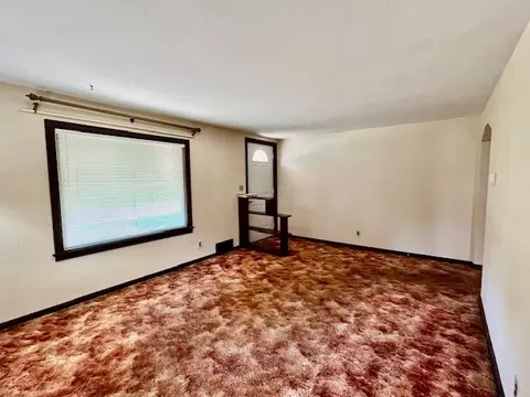 Living - 29 Barby Ave, Chicopee, MA 01020 photo 6 of 9