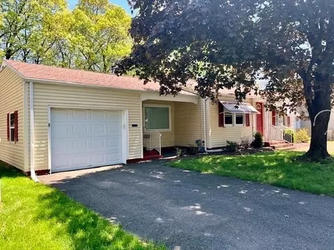 29 Barby Ave, Chicopee, MA 01020