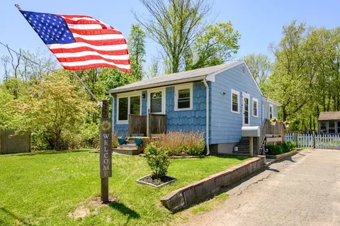 55 Harold St, Brockton, MA 02302