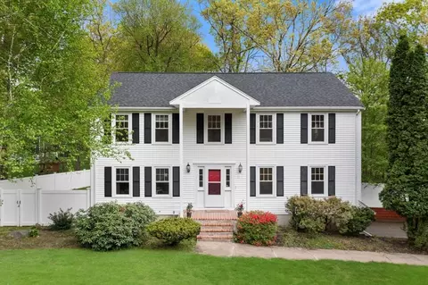 21 Galahad Way, Easton, MA 02356