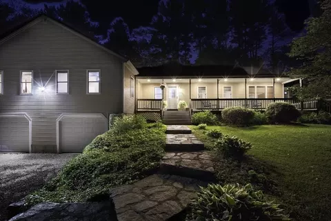 25 Warren St, Upton, MA 01568 photo 35