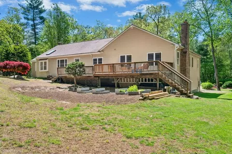 25 Warren St, Upton, MA 01568 photo 32