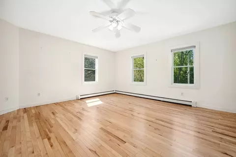 25 Warren St, Upton, MA 01568 photo 19