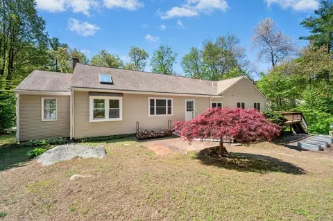 25 Warren St, Upton, MA 01568 photo 33