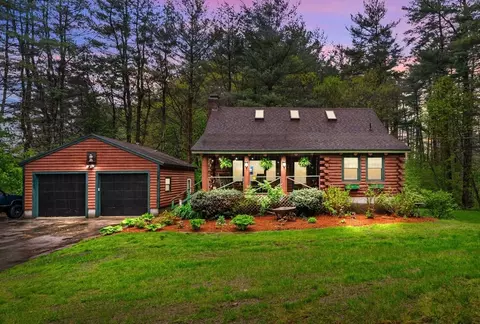 125 Blackstone St, Uxbridge, MA 01569