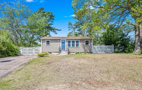 Exterior - 6 Peaceful Ln, Wareham, MA 02538 photo 2 of 5