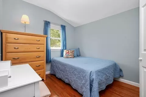 Bedroom - 6 Peaceful Ln, Wareham, MA 02538 photo 2 of 2