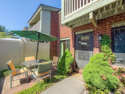 79 Greenbrook #79, Stoughton, MA 02072