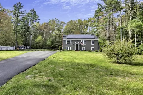 5 Morrisey Dr, Carver, MA 02330