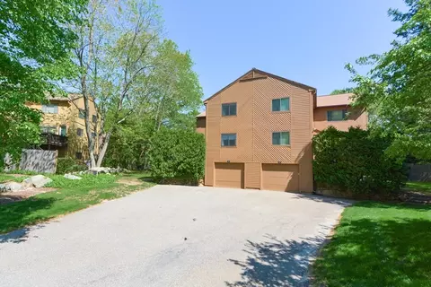 13 Meeting House Path #13, Ashland, MA 01721
