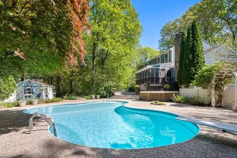 48 Pine Hill Dr, Walpole, MA 02081 photo 35