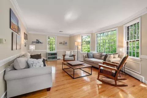 48 Pine Hill Dr, Walpole, MA 02081 photo 6