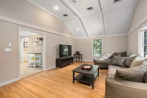 48 Pine Hill Dr, Walpole, MA 02081 photo 14