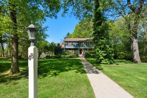 48 Pine Hill Dr, Walpole, MA 02081