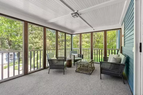 48 Pine Hill Dr, Walpole, MA 02081 photo 17