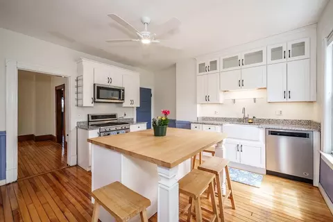52 Ward Ave #52, Easthampton, MA 01027