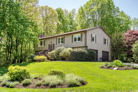 7 Jean Rd, Lexington, MA 02421
