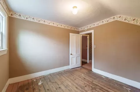 Bedroom - 13 Everett St, Easthampton, MA 01027 photo 3 of 7