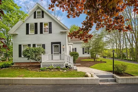 895 High St, Bridgewater, MA 02324