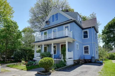 12 Woodland St #12, Belmont, MA 02478