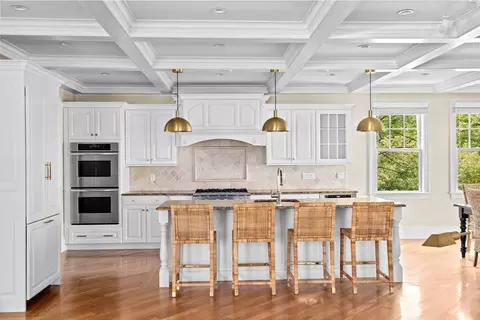 138 Downer Ave, Hingham, MA 02043 photo 3