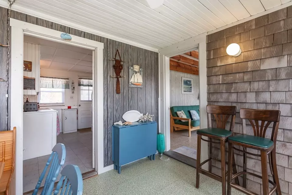 Exterior - 23 Balsam St, Fairhaven, MA 02719 photo 4 of 8