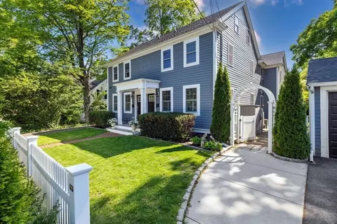 216 Village Ave #216, Dedham, MA 02026