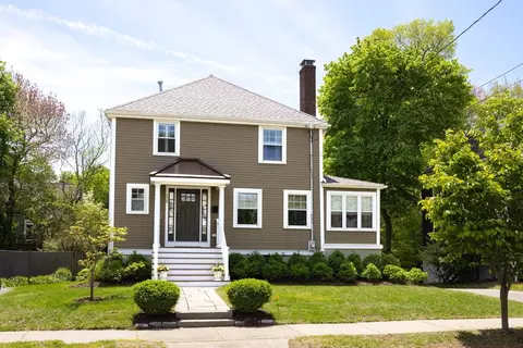 112 Oakdale Rd, Newton, MA 02461