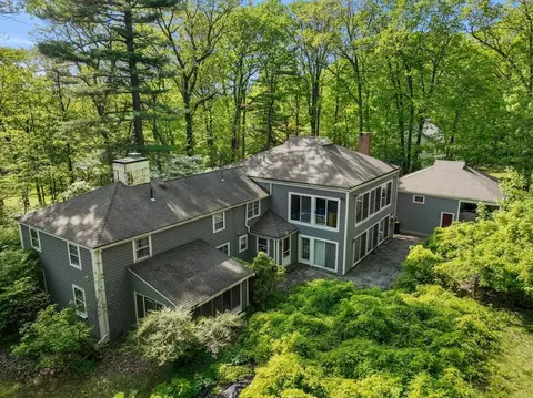 641 Grove St, Framingham, MA 01701